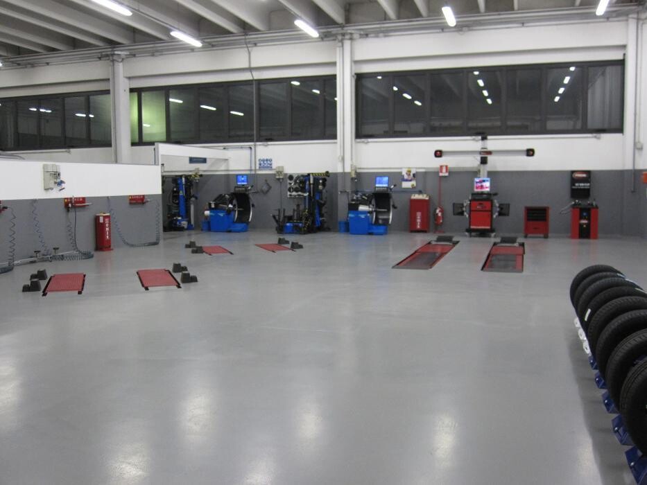 Images Scremin Gomme Snc - Mastro Michelin
