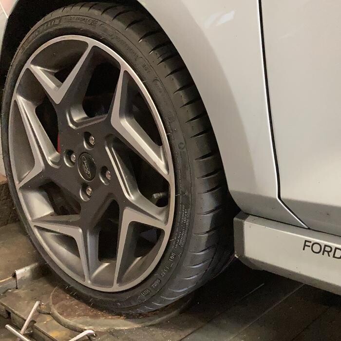 Images Puntogomme Snc - Mastro Michelin