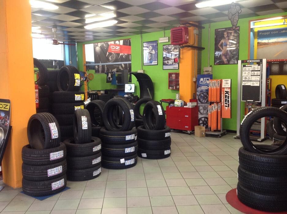 Images Pit Stop S.r.l.
