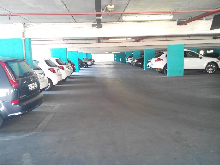 Images Parcheggio Saba Guadagni