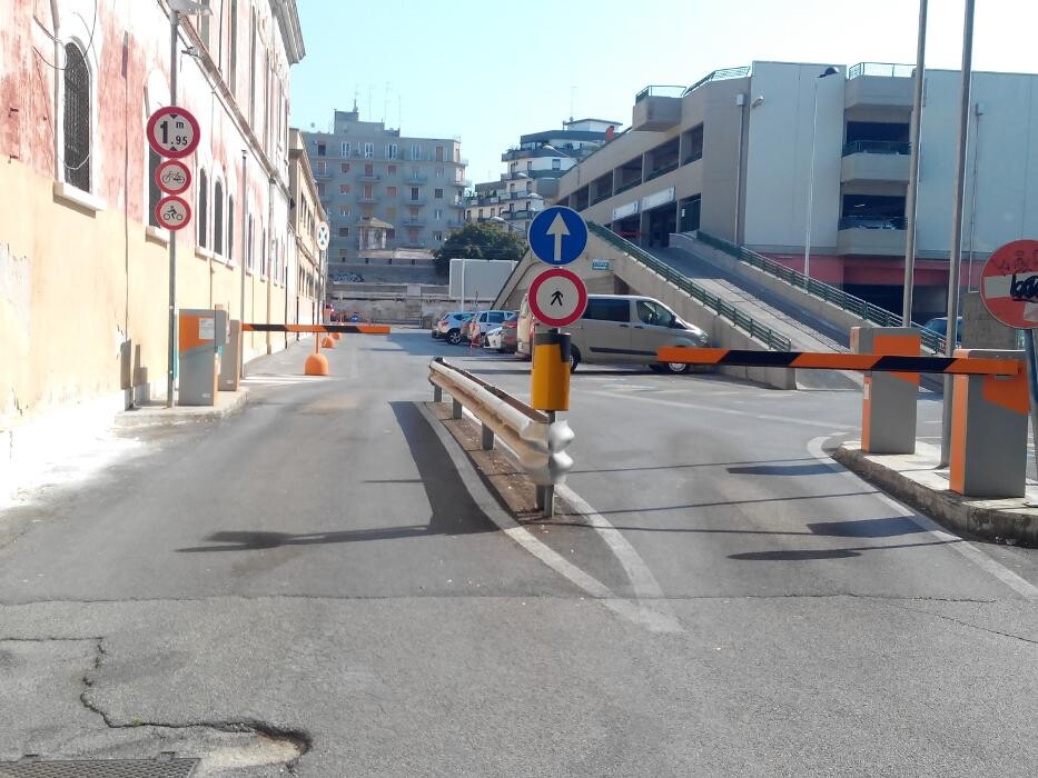 Images Parcheggio Saba Guadagni