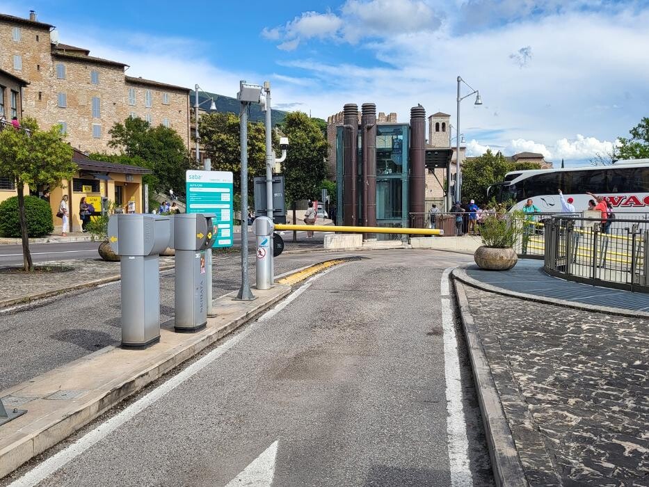Images Parcheggio Saba Giovanni Paolo II