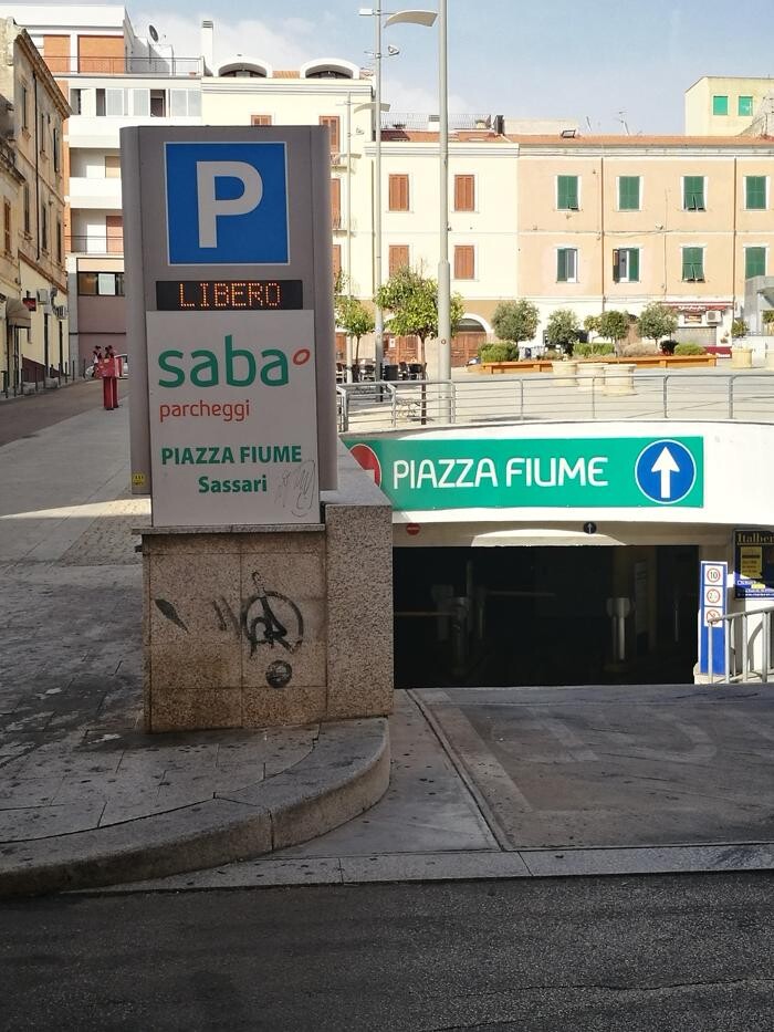 Images Parcheggio Saba Piazza Fiume