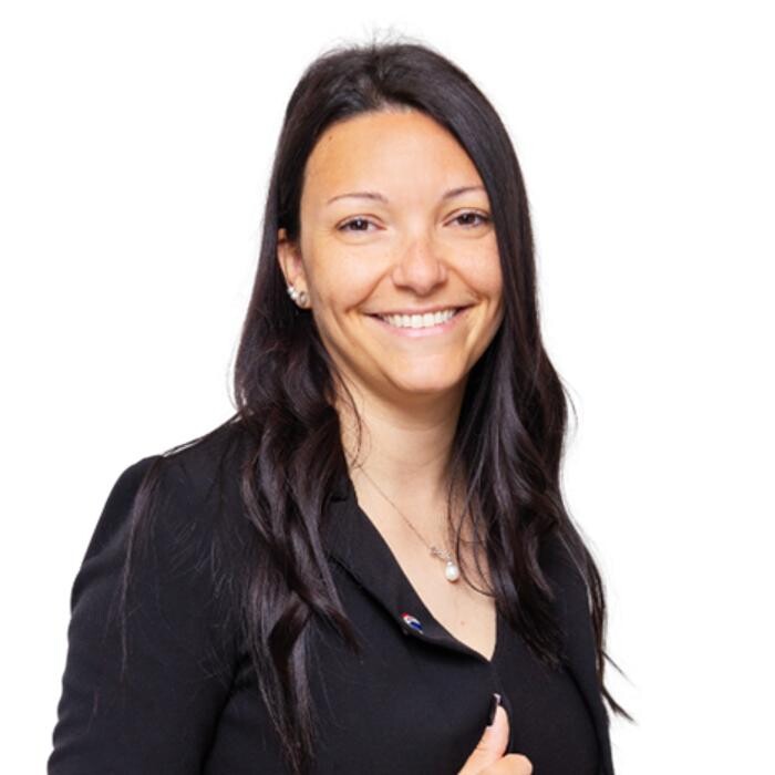 Jessica Raciti RE/Max Platinum Logo