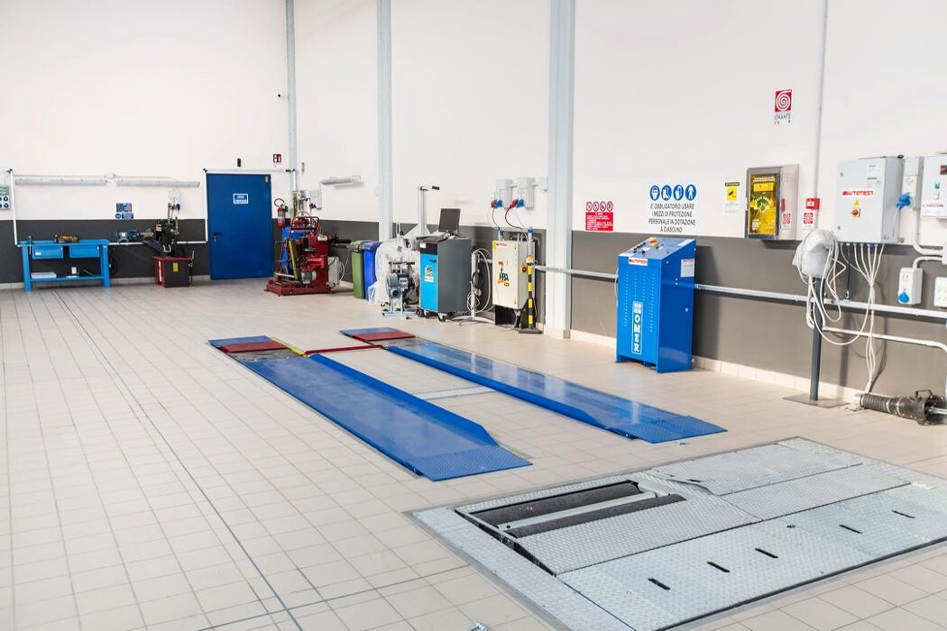 Images Euromaster Contessi Fornace Zarattini - GOMMISTA e REVISIONI