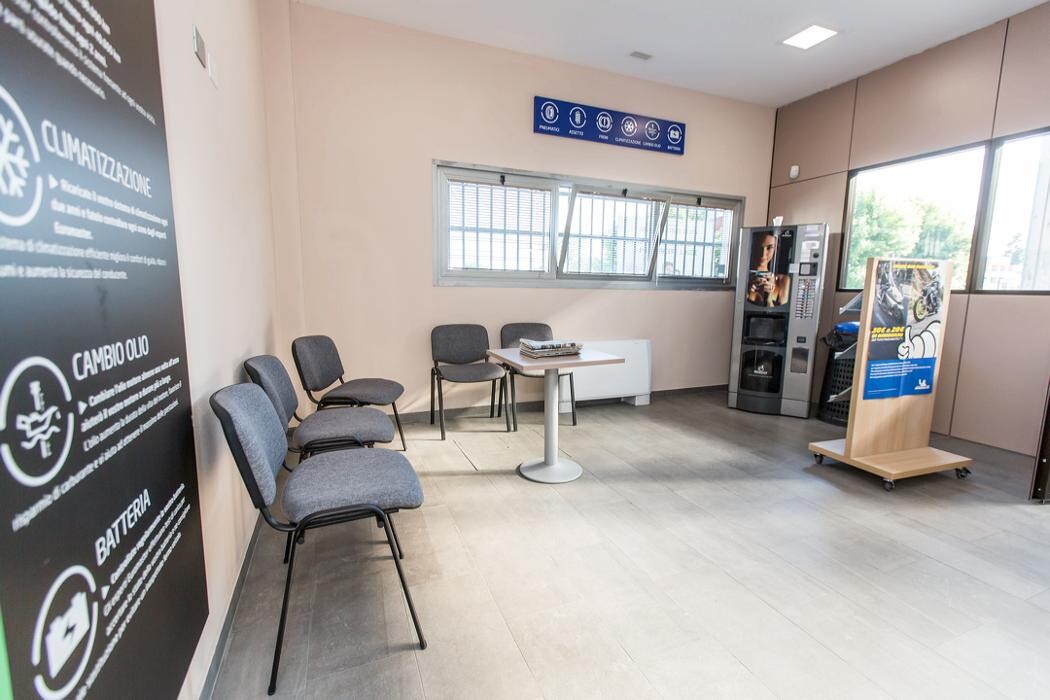 Images Euromaster Contessi Fornace Zarattini - GOMMISTA e REVISIONI