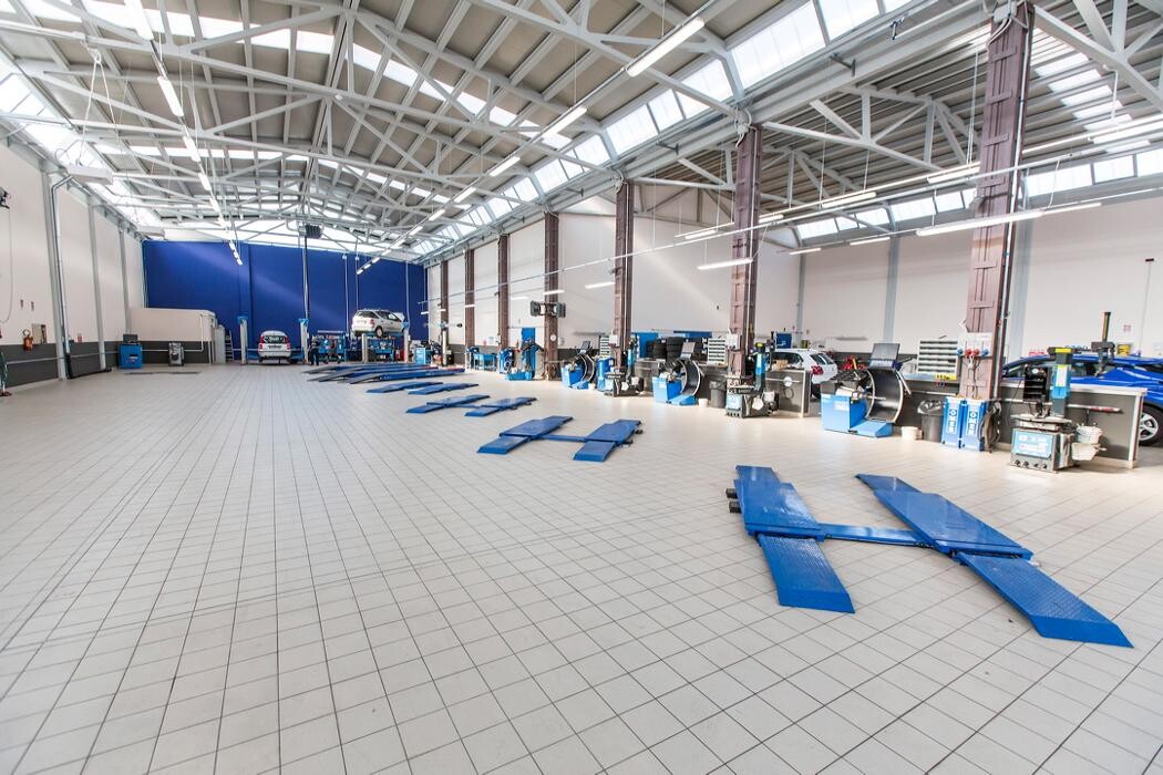 Images Euromaster Contessi Fornace Zarattini - GOMMISTA e REVISIONI