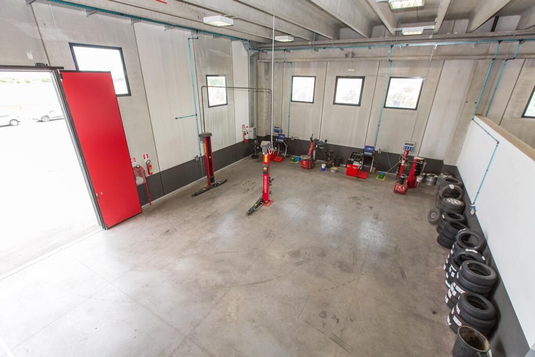 Images Euromaster Tecno Car Service