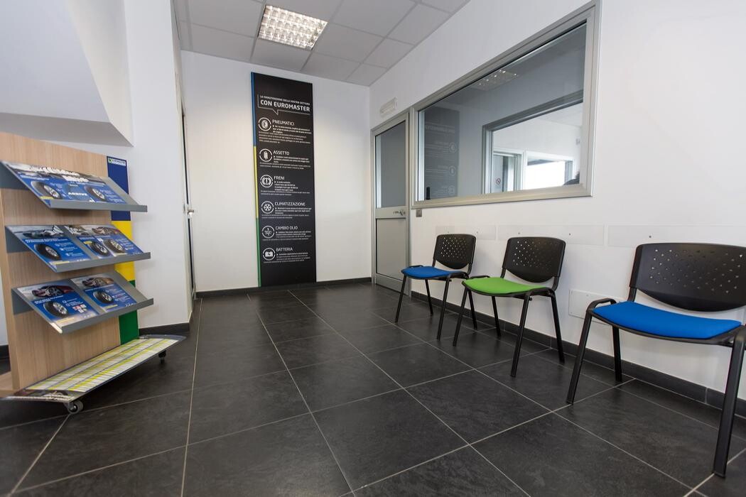 Images Euromaster Tecno Car Service