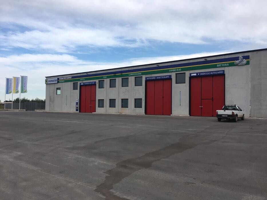 Images Euromaster Tecno Car Service