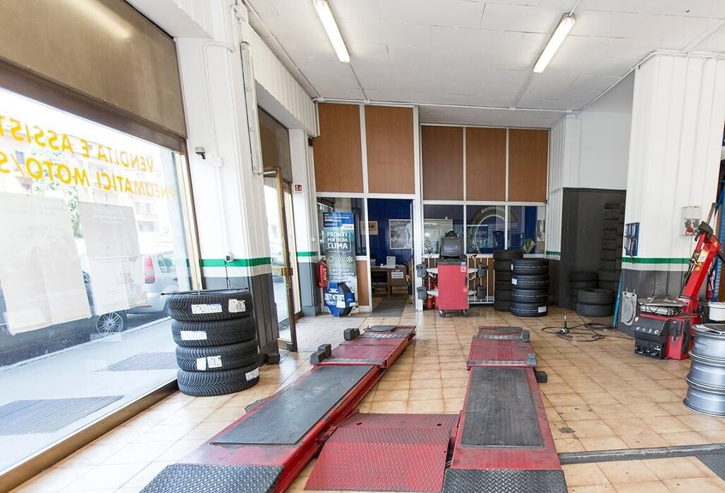 Images Euromaster Locatelli Gomme