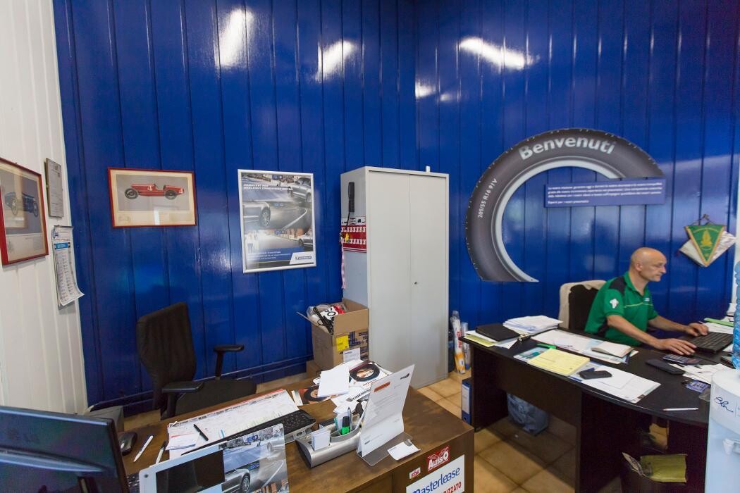 Images Euromaster Locatelli Gomme