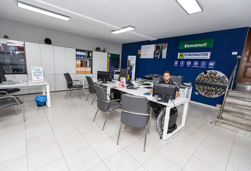 Images Euromaster Conte Gomme