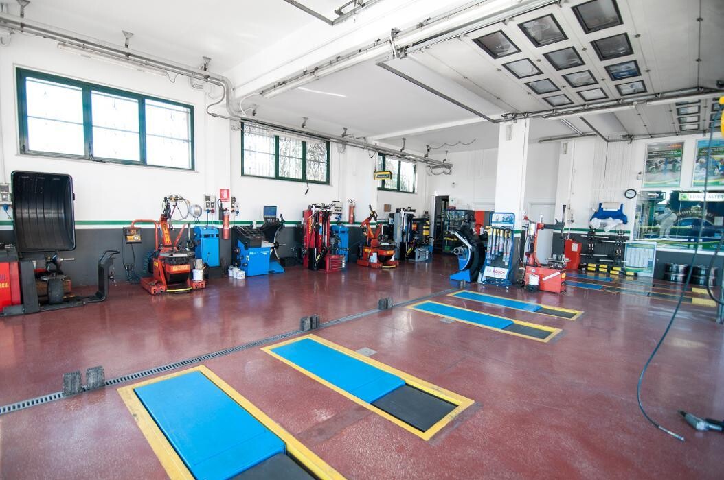 Images Euromaster De Angelis Gomme