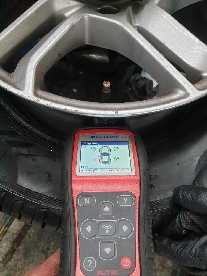 Images Euromaster Pneumatici e Servizi