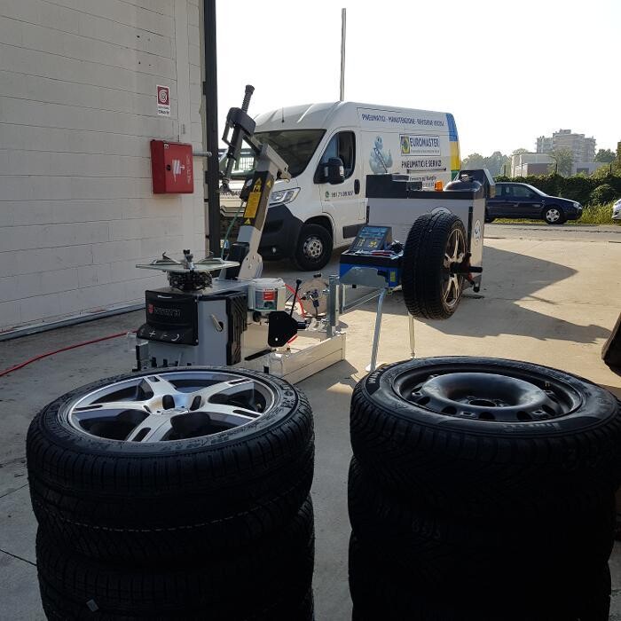 Images Euromaster Pneumatici e Servizi