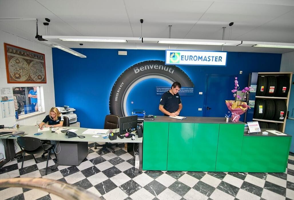 Images Euromaster Zancarli Gomme