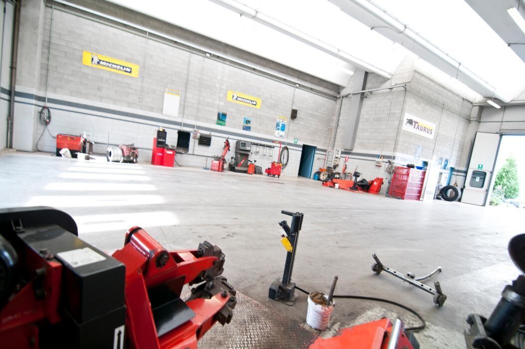 Images Euromaster Zancarli Gomme