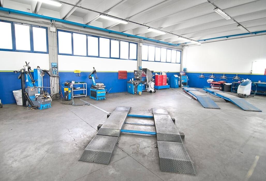 Images Euromaster BRpneumatici
