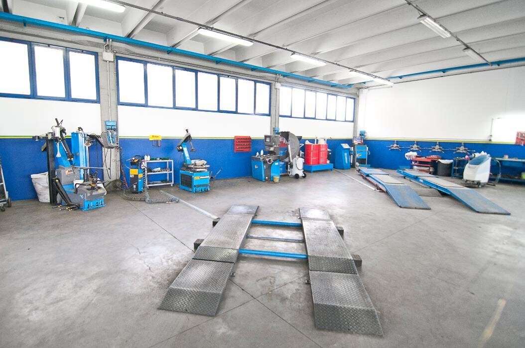 Images Euromaster BRpneumatici