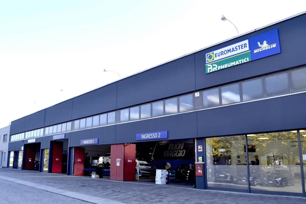 Images Euromaster BRpneumatici