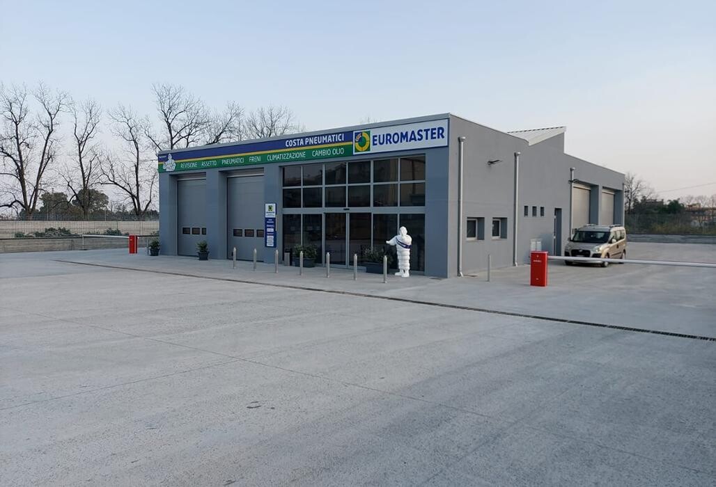 Images Euromaster Costa Pneumatici
