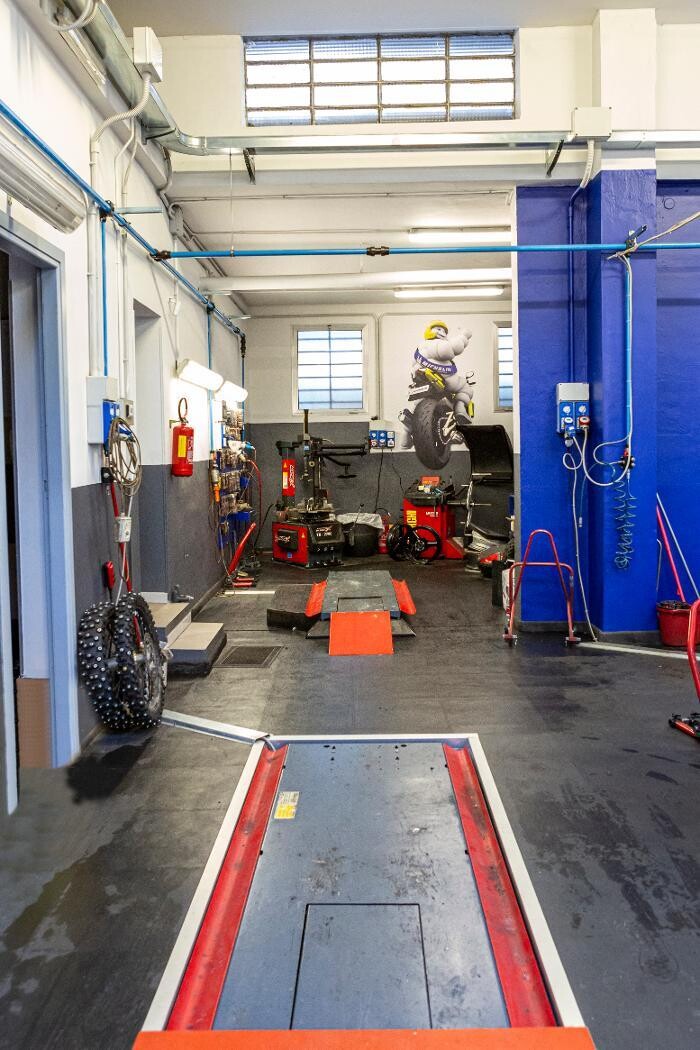 Images Euromaster Romeo Pneumatici