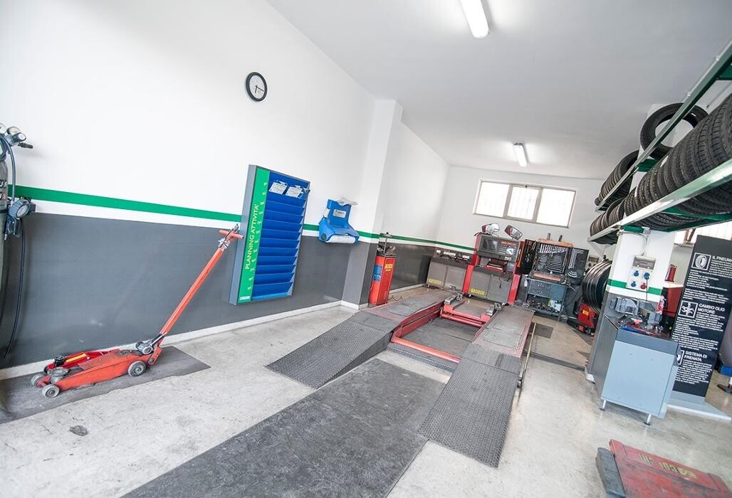 Images Euromaster Recchia Pneumatici