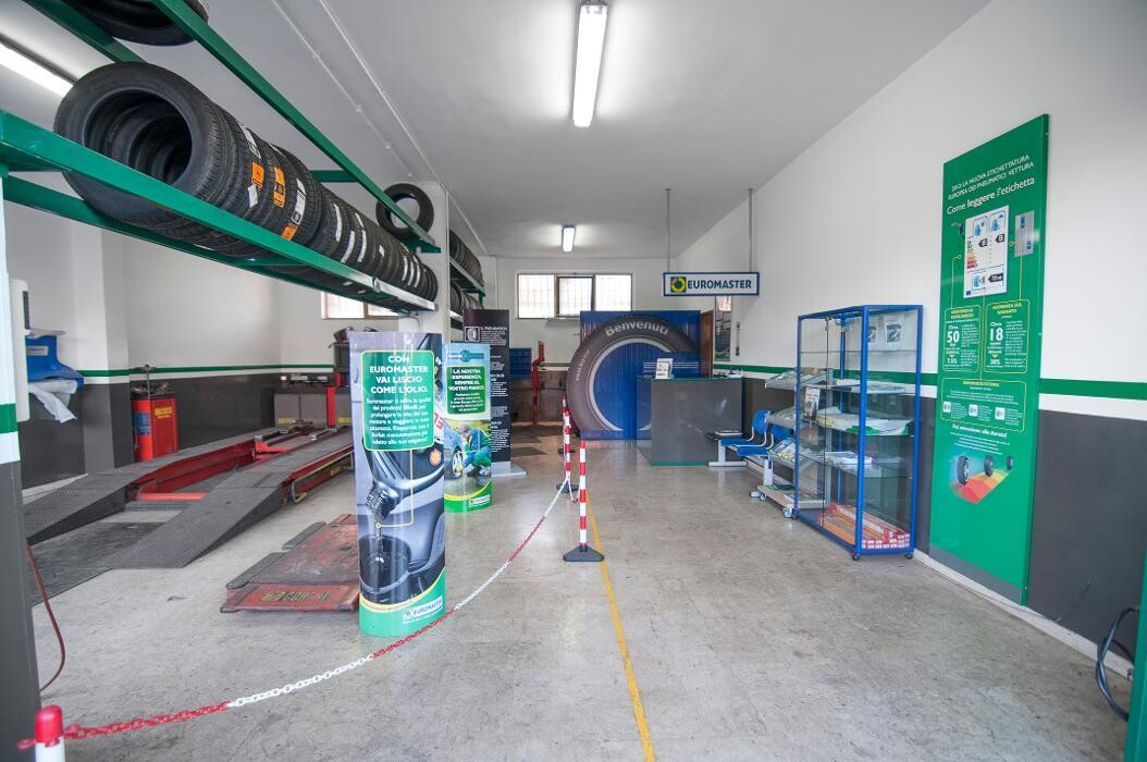 Images Euromaster Recchia Pneumatici