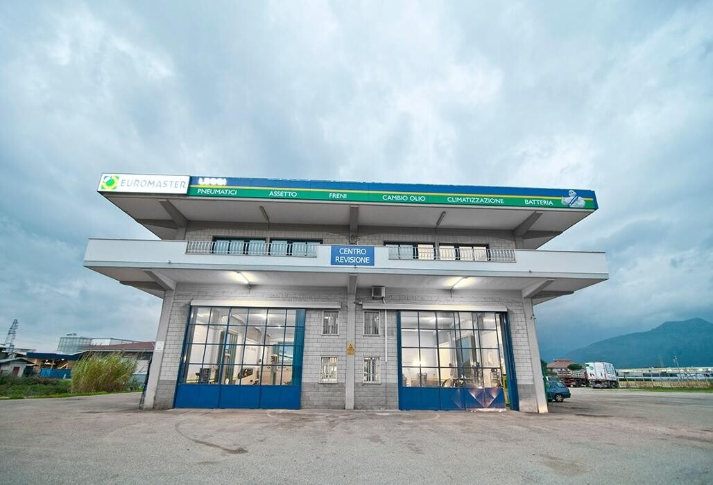 Images Euromaster Leggi