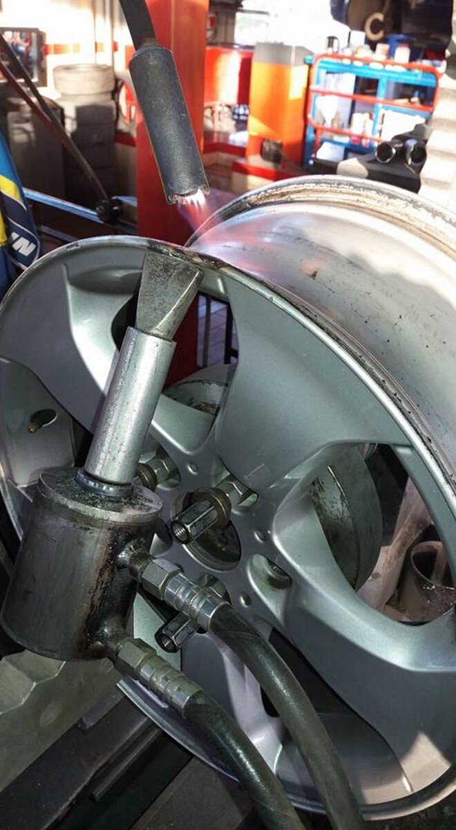 Images Euromaster Fullgom