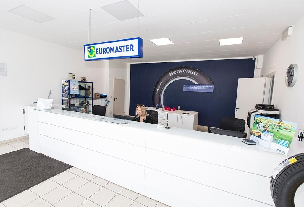 Images Euromaster Casasola Gomme