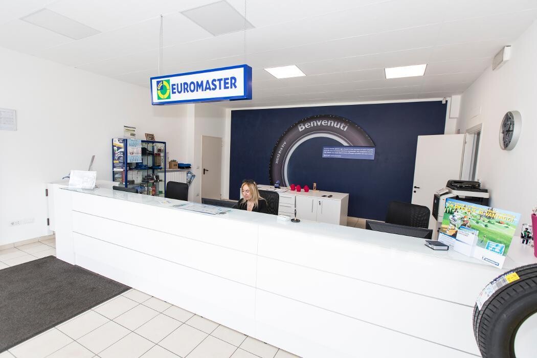 Images Euromaster Casasola Gomme