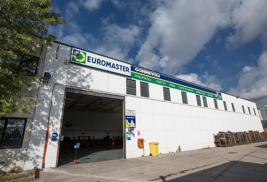 Images Euromaster Gommevoli