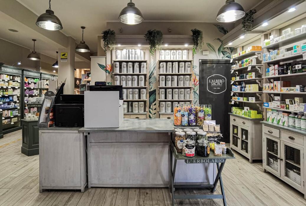 Images Erboristeria Bioprofumeria L'Albero Sacro