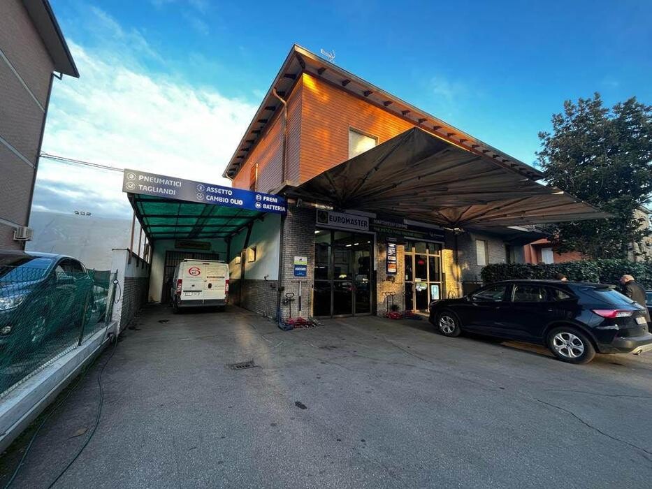 Images Euromaster Martinelli Gomme