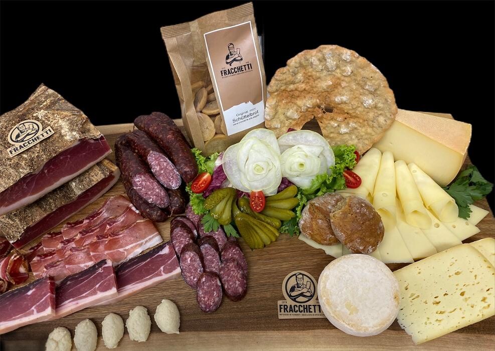 Images FRACCHETTI | Metzgerei & Feinkost - Macelleria & Specialitá