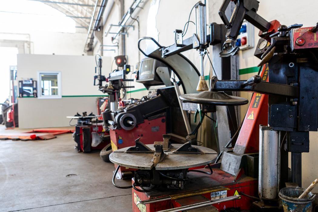 Images Euromaster Non Solo Gomme