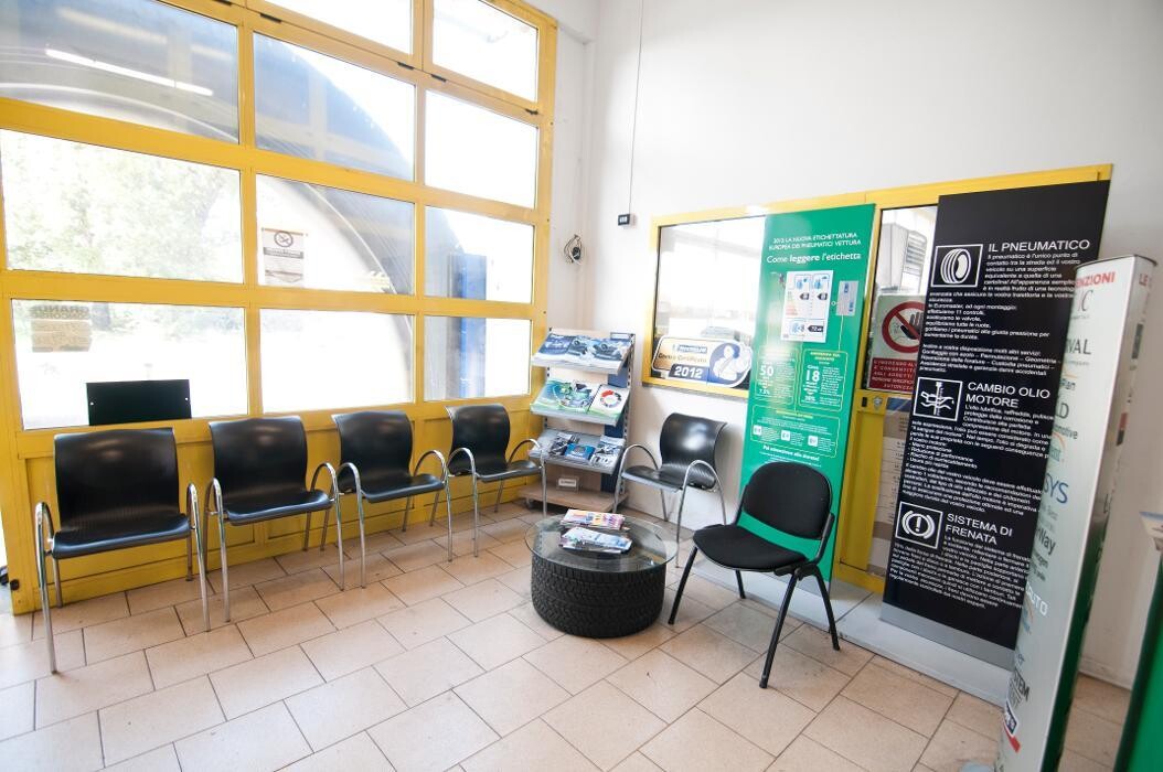 Images Euromaster Magic Pneus 4