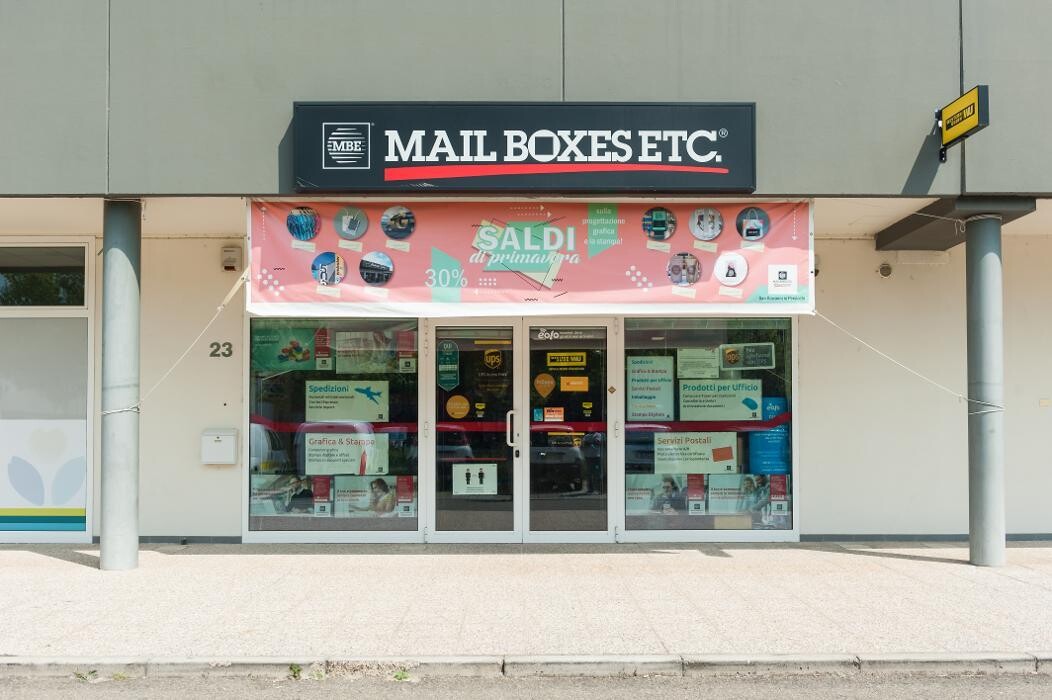 Images MAIL BOXES ETC. - CENTRO MBE 2624