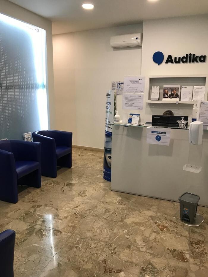 Images Audika Centri Acustici - Napoli Toledo