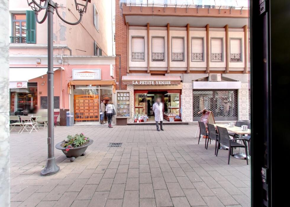 Images Audika Centri Acustici - Ventimiglia