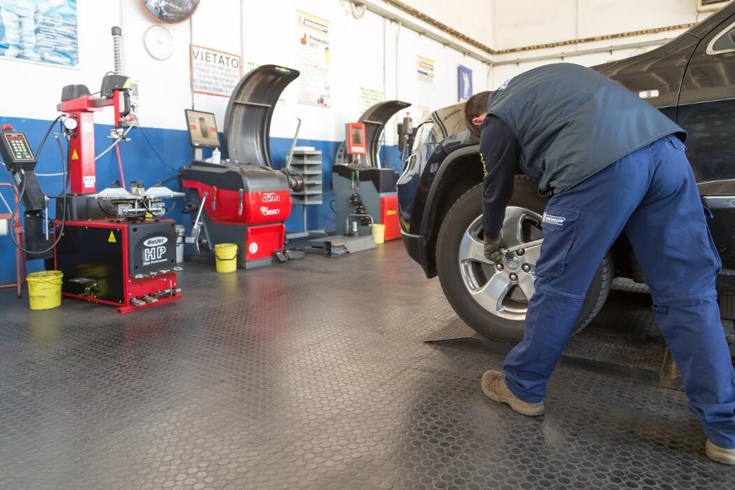 Images Euromaster Piccinini Gomme