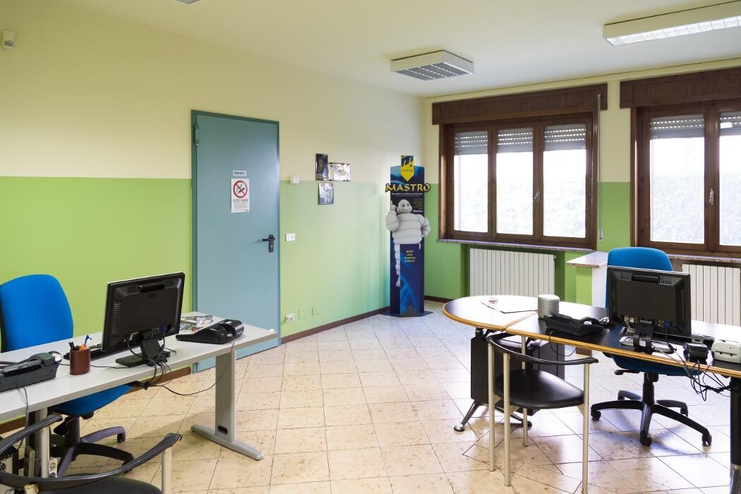 Images Euromaster Piccinini Gomme