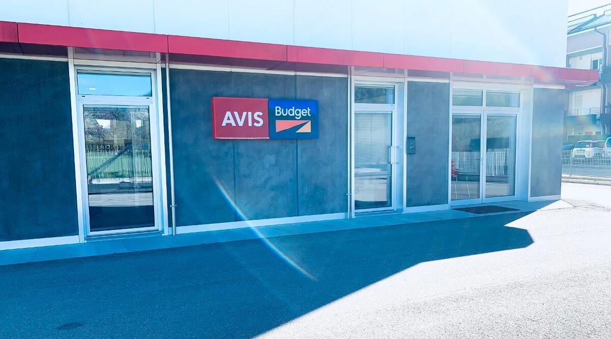 Images Budget Autonoleggio - Alba