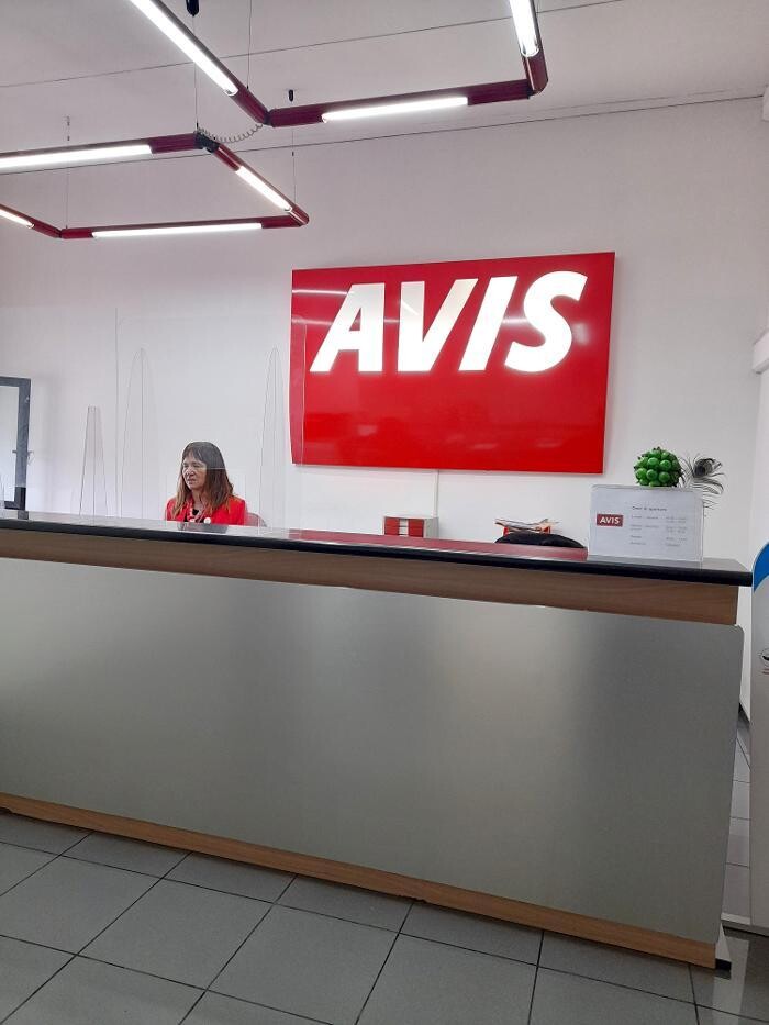 Images Avis Autonoleggio - Taranto