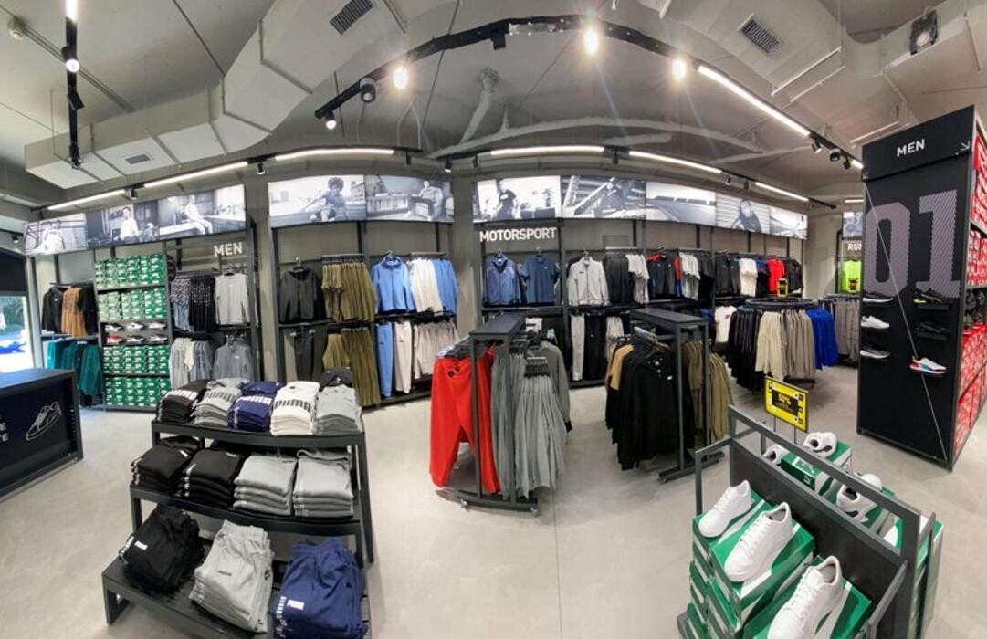 Images PUMA Outlet Castel Romano