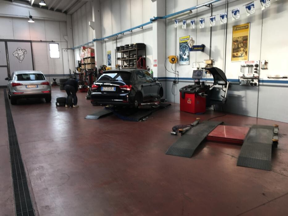 Images Euromaster Aldo Gomme Autofficina e Gommista