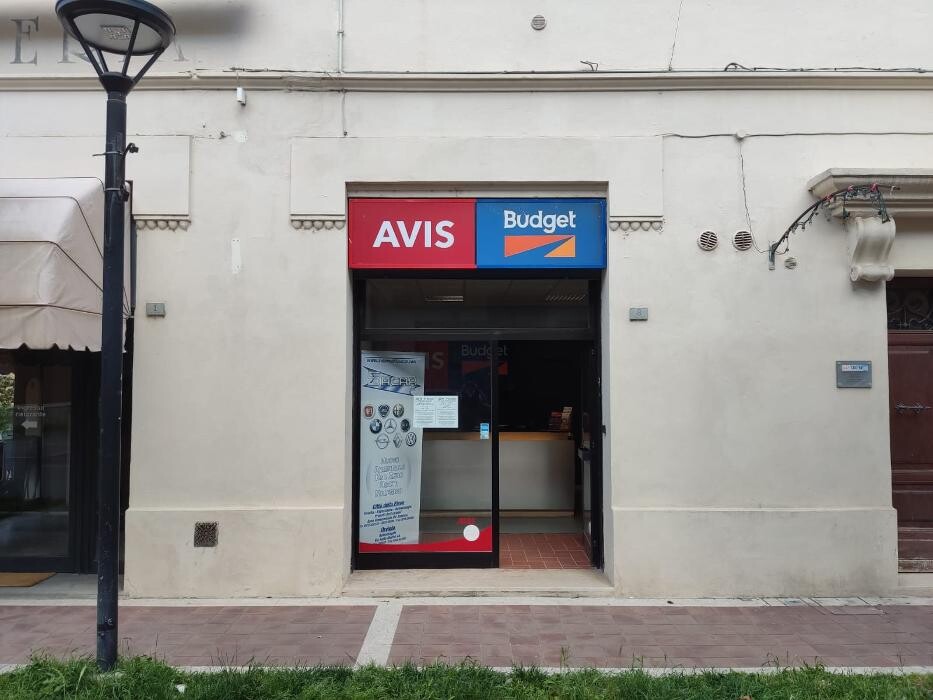 Images Avis Autonoleggio - Chiusi