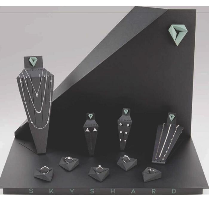Images ROSSOAMANTE JEWELRY S.R.L.